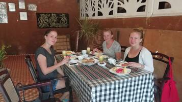 Daily English breakfast (USD 1.70 per person)