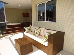 Departamento (Cod 032A) | Terraza o patio