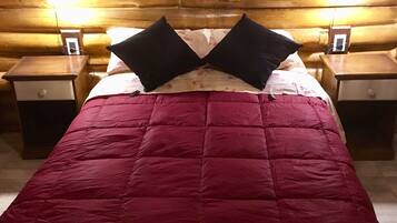 Basic Cabin | Egyptian cotton sheets, premium bedding, down duvets, memory-foam beds