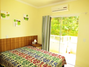 Apartment (Cod 126) | Iron/ironing board, free WiFi - Apartamentos Residenciais em Bombinhas (Cod 036, Cod 123 e Cod 126) (Bombinhas)
