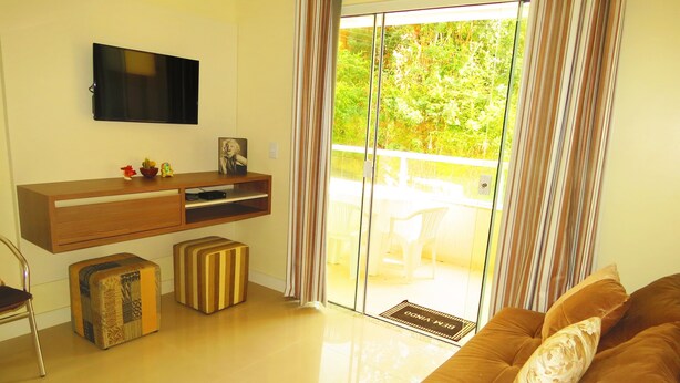 Apartamento (Cod 126) | Zona de estar | Una televisión