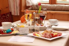 Dagelijks ontbijtbuffet inbegrepen