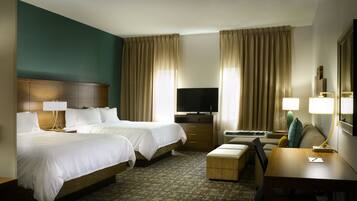 1 makuuhuone, yksilöllisesti kalustettu, työpöytä