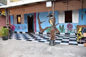 Entrada de la propiedad