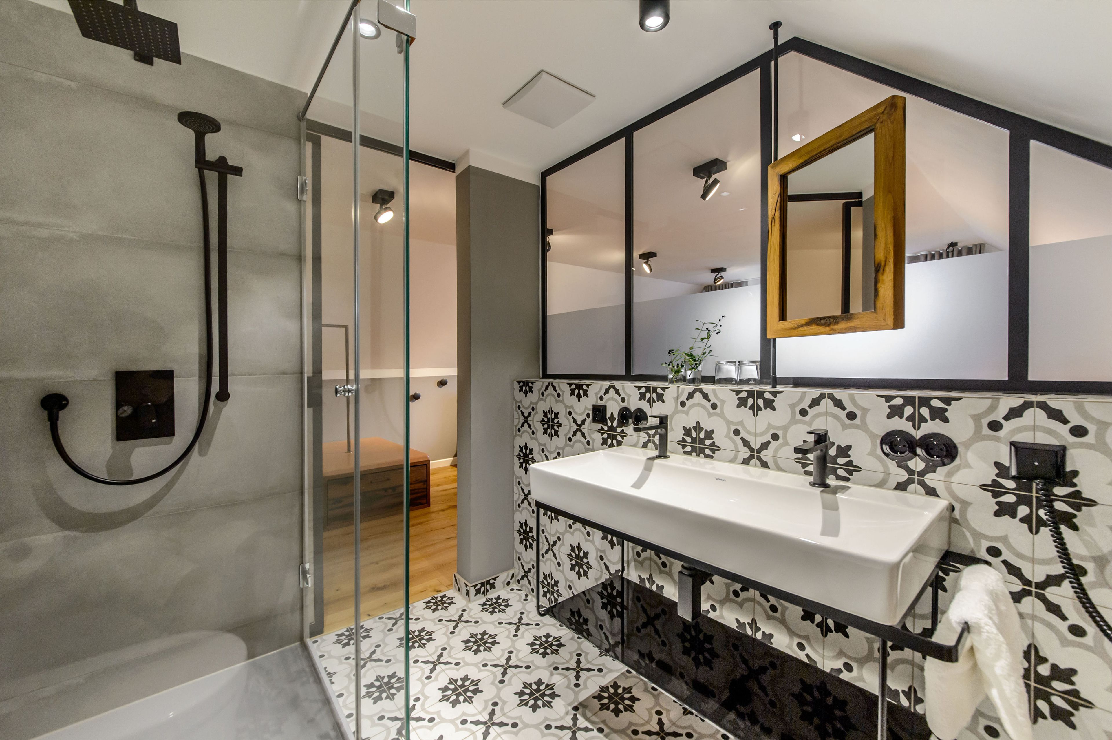 family room | bathroom | shower, towels