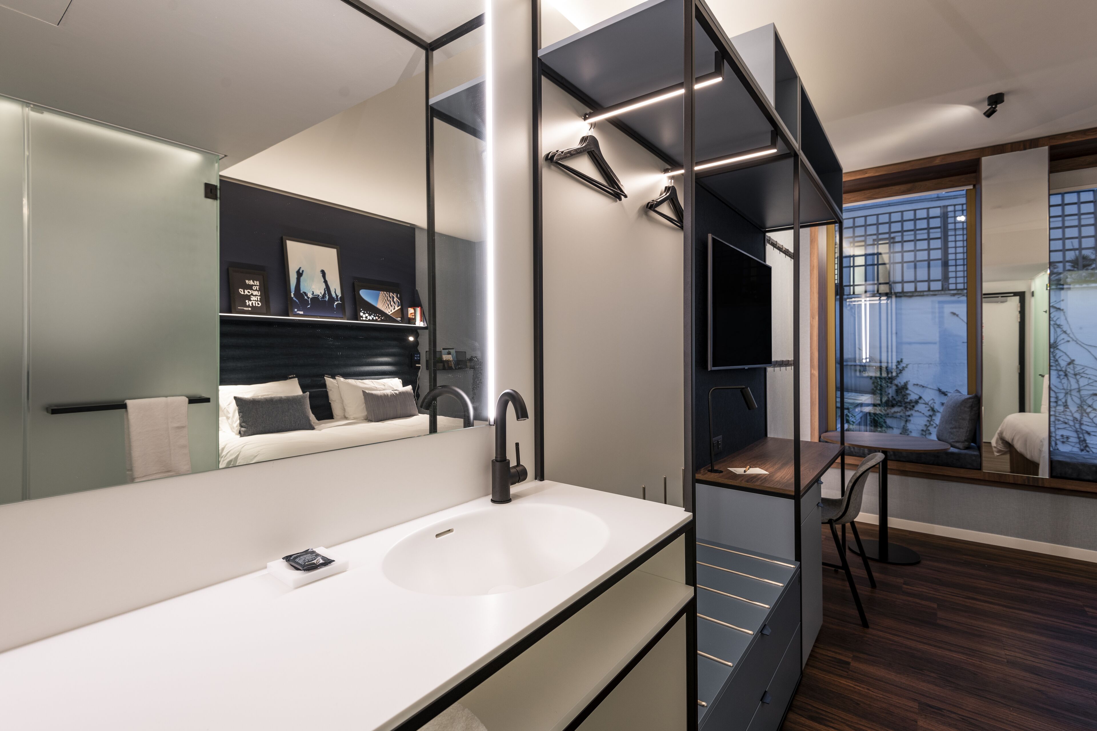 shower, rainfall showerhead, eco-friendly toiletries, hair dryer