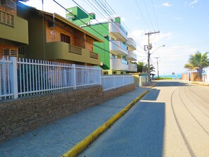 Exterior - Cod 296 Apart 4 Ilhas Poucos Metros Mar (Bombinhas)