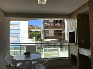 Apartment, 3 Bedrooms (Cód 470) | Balcony - Apartamentos Residencial Frederico (Bombinhas)