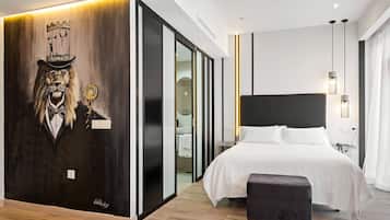 Executive Double Room | Down duvets, memory-foam beds, minibar, in-room safe