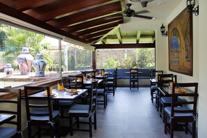 Cooked-to-order breakfast for a fee on weekends - Hotel Boutique La Rioja (Atlixco)