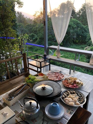 Sandee Place Mountain View Chomthong