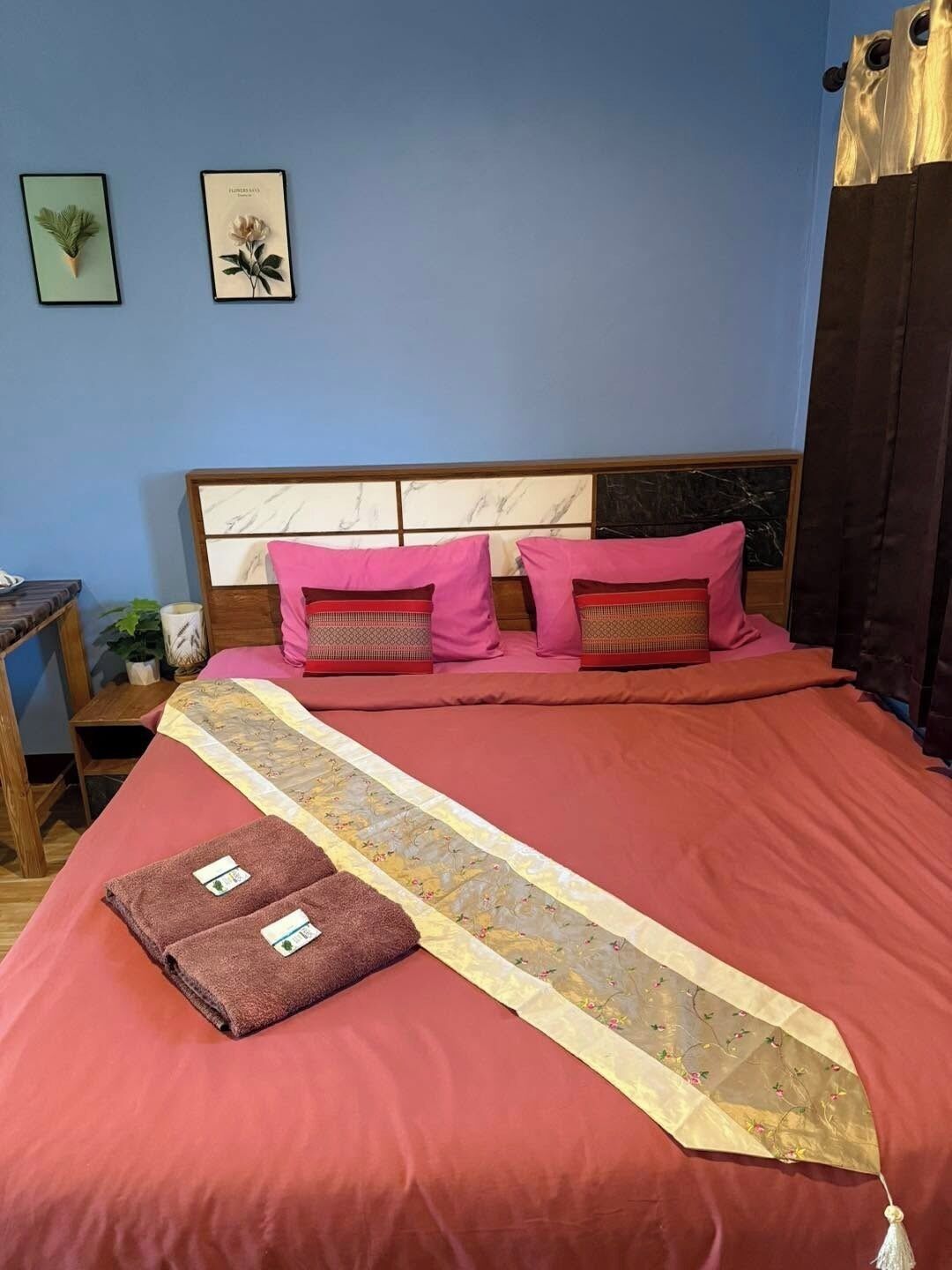 Standard Room with Balcomy | Minibar y wifi gratis 