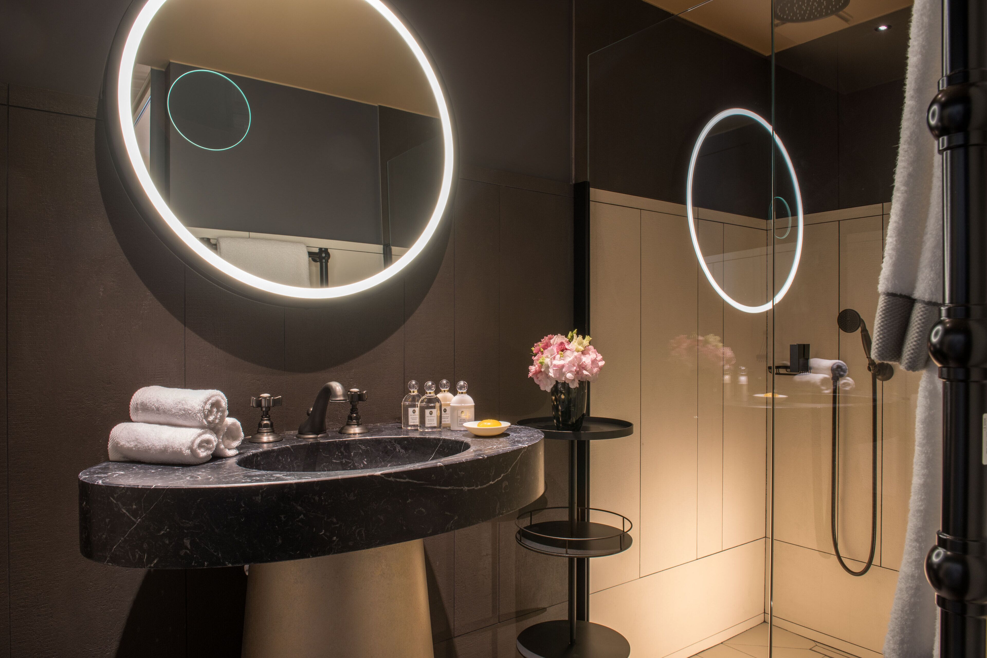 Photo - Cour des Vosges - Evok Collection