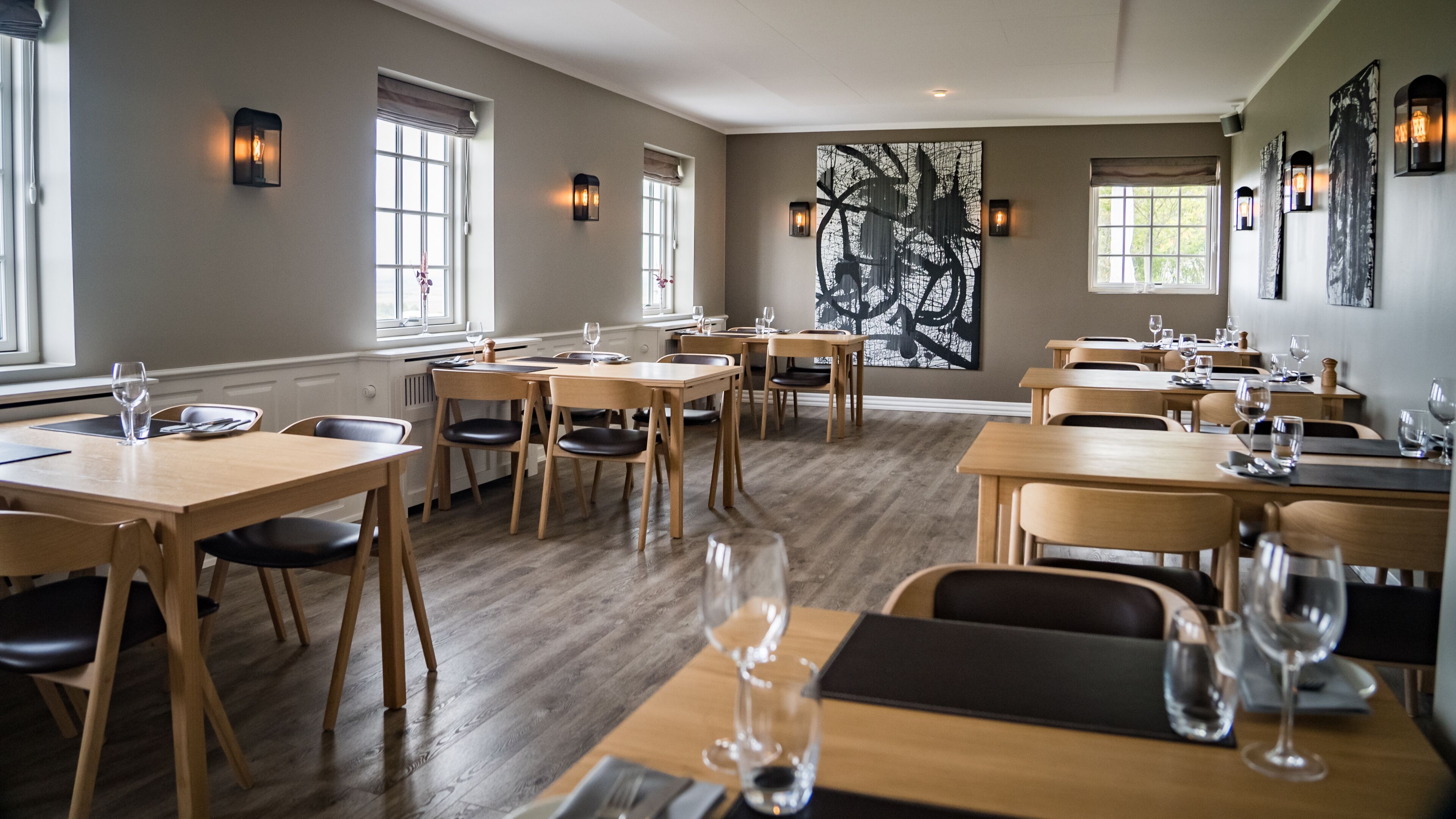 breakfast, lunch, dinner served; beach views