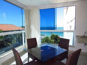 Apartment, 3 Bedrooms | In-room dining - Cod 511 Apart Frent Mar Com 3 Suites (Bombinhas)