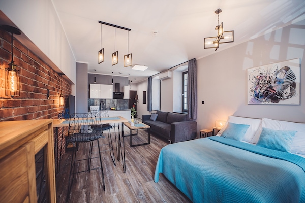 Studio Suite (Niebieski Rowerek)