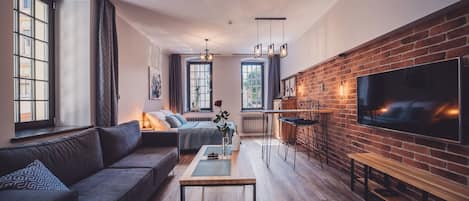 Suite estudio (Niebieski Rowerek) | Área de sala de estar | Smart TV
