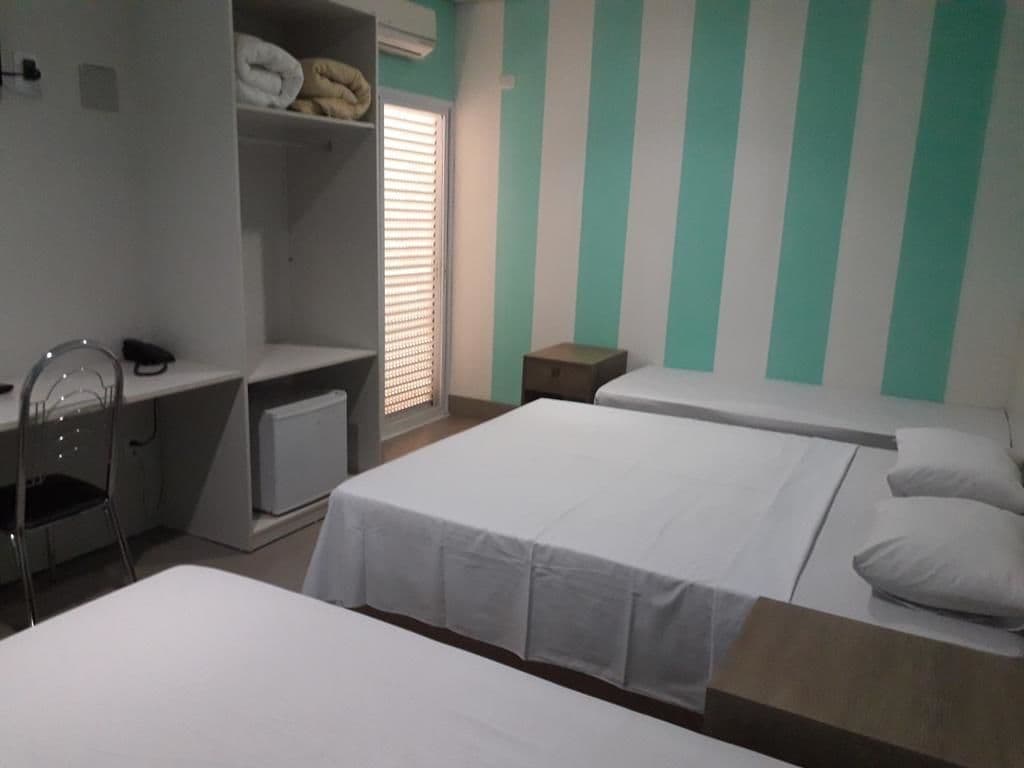 quarto luxo quadruplo | minibar, in-room safe, desk, free wifi