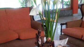 Sala de estar en el lobby