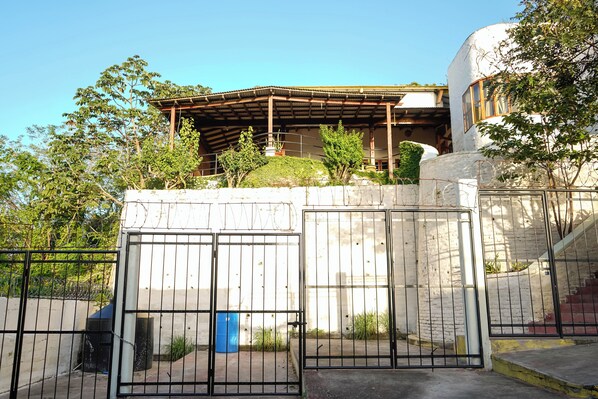 Property grounds - Casa Ruth (San Juan del Sur)