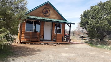 Cabin (White Pine Cozy Secluded Cabin, Stunn) | Ngoại thất