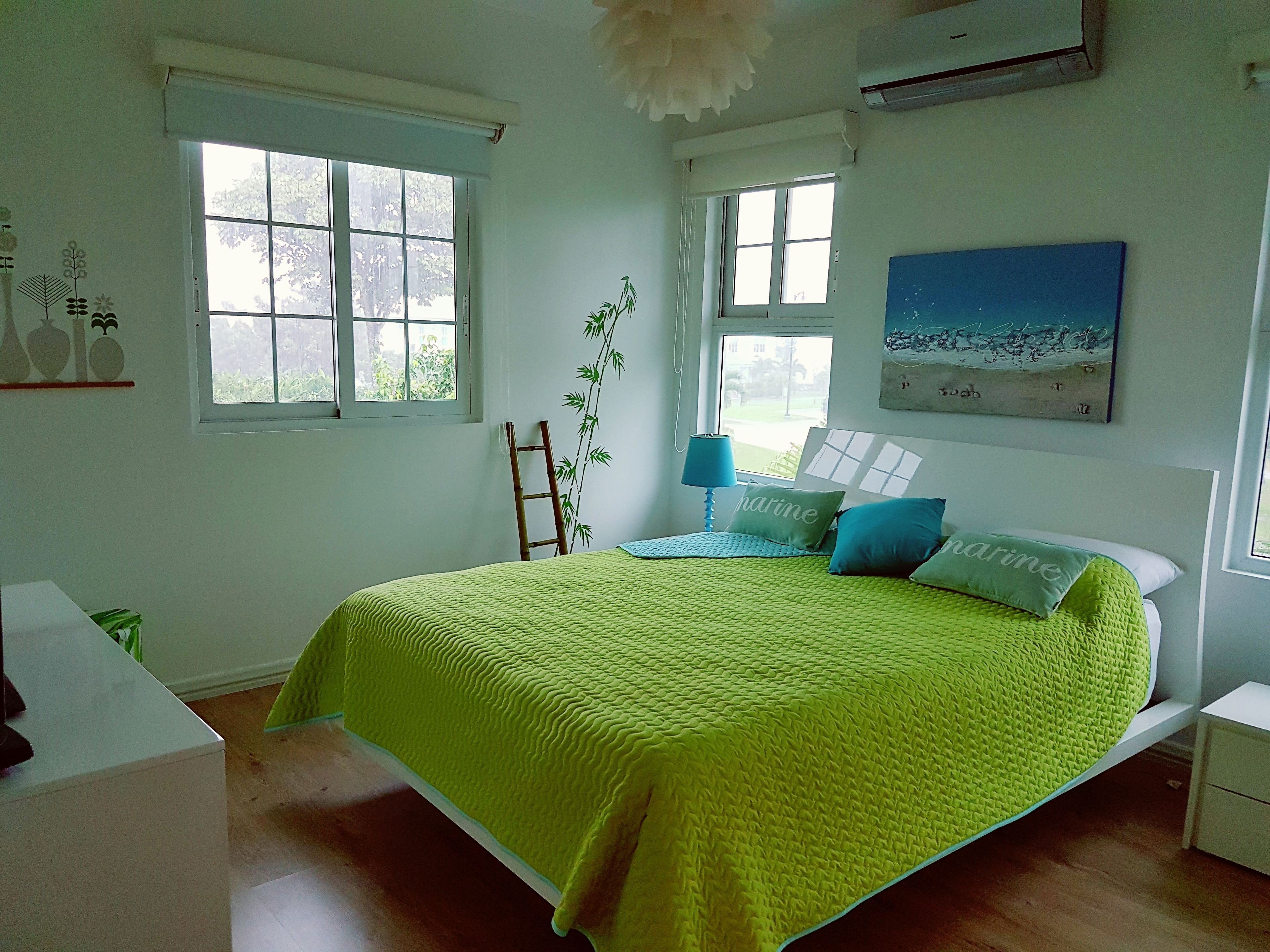 Deluxe Apartment, 3 Bedrooms | 3 bedrooms, blackout drapes, iron/ironing board, free WiFi