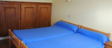 6 chambres, draps fournis