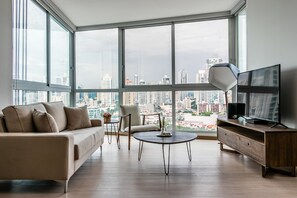 Deluxe Apartment, 2 Bedrooms | City view - All Mode Cons Ocean view (Panama City)