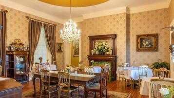 Free daily local cuisine breakfast