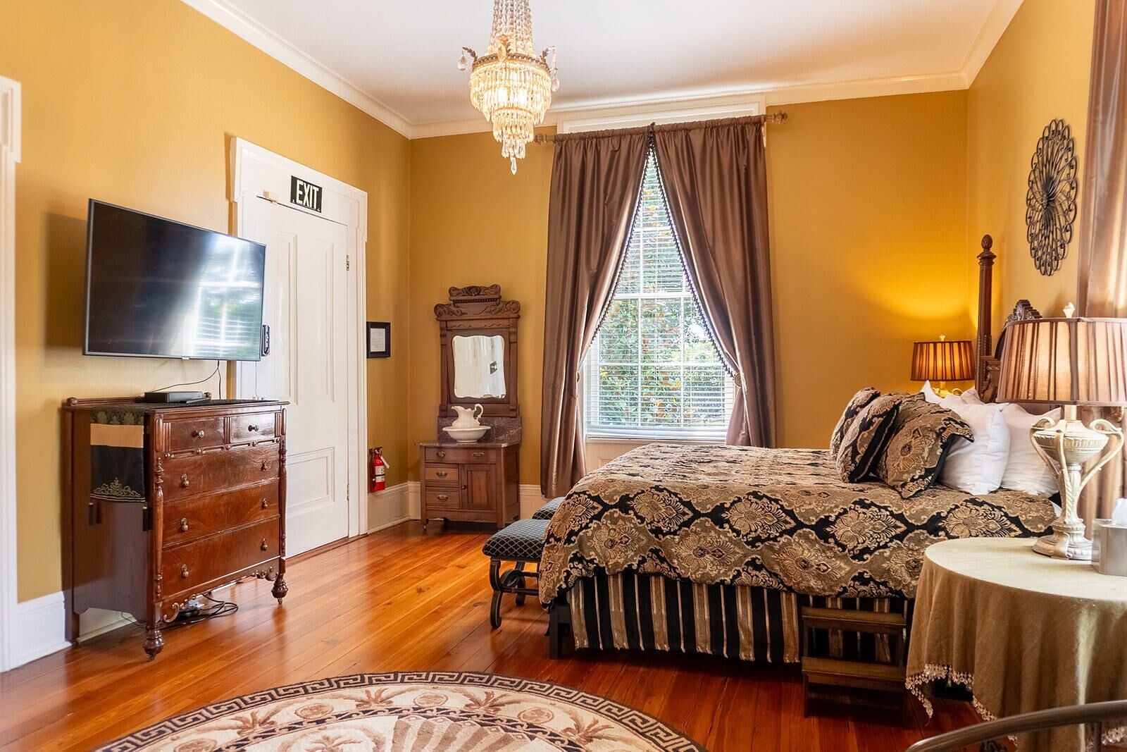 Grand kamer | Luxe beddengoed, geluiddichte muren, een strijkplank/strijkijzer