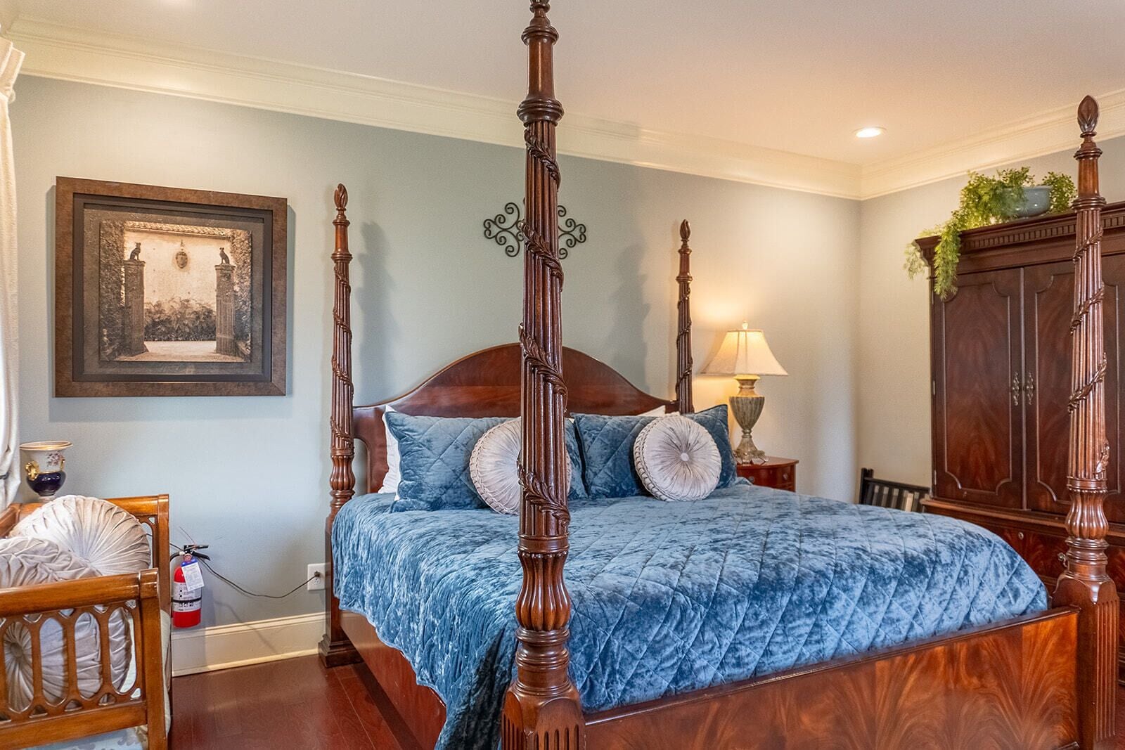 Premium kamer | Luxe beddengoed, geluiddichte muren, een strijkplank/strijkijzer