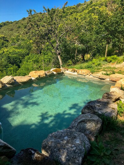 Sheepfold in the heart of the maquis private swimming pool (2.5mX5.5m)