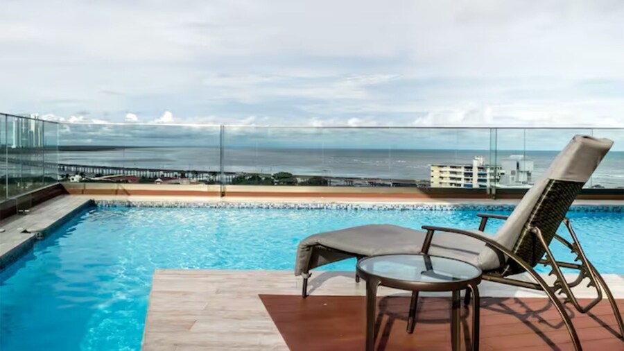 Dazzling Apartment Ocean View