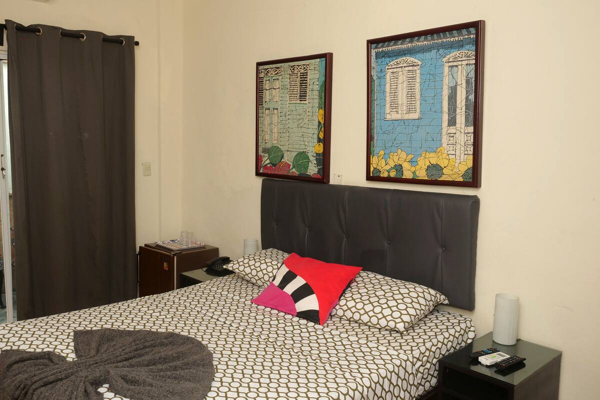 Deluxe Double Room | Iron/ironing board (on request), WiFi (free), bed sheets