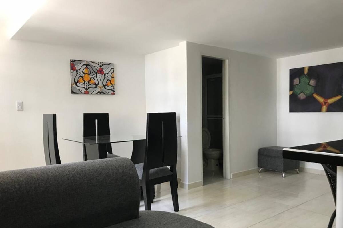 Apartment (Air Conditioning) | In-room dining