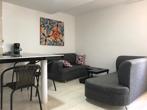 Flat-screen TV - Apartamentos Nuevos (Cali)