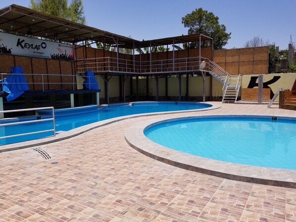 Seasonal outdoor pool