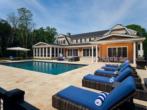 Luxury 8 Bedroom Home with Heated Pool - 4 minutes to the beach! Pet Friendly!