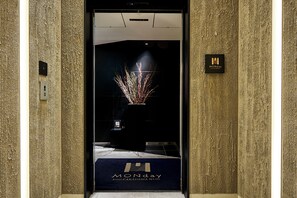 Entrée de l’hébergement