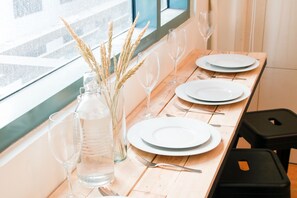 Family Loft Apartment | In-room dining