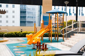Children’s play area – outdoor