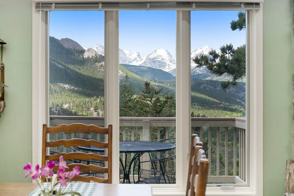 Deering Crest -- Ev #3249 3 Bedroom Condo by RedAwning - Twin Sisters Peaks, CO