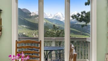 Maison mitoyenne, 3 chambres | Vue sur les montagnes
