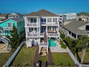 Exterior - Amazing Canal Home....Pender Street Paradise on the waterway!! (Ocean Isle Beach)
