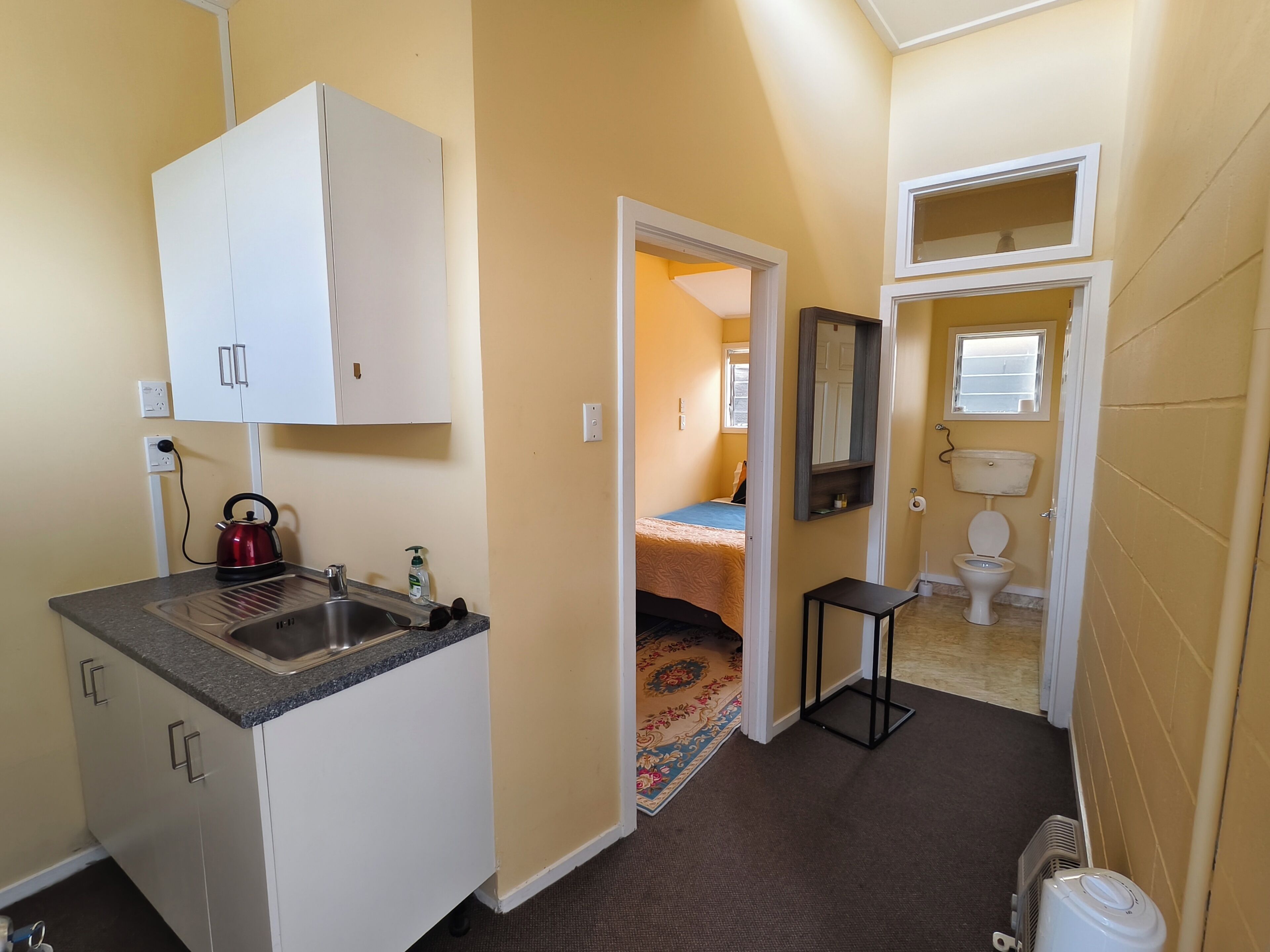 Single Unit 1A with Private Mineral Hot Pool | Área de sala de estar