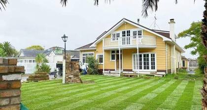 Parakai Geothermal Motel