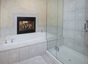 Ferienhaus | Badezimmer | Haartrockner, Handtücher
