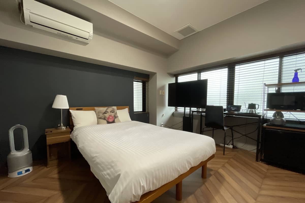 Standard Room, 1 Double Bed, Accessible | Laptop workspace, free WiFi, bed sheets