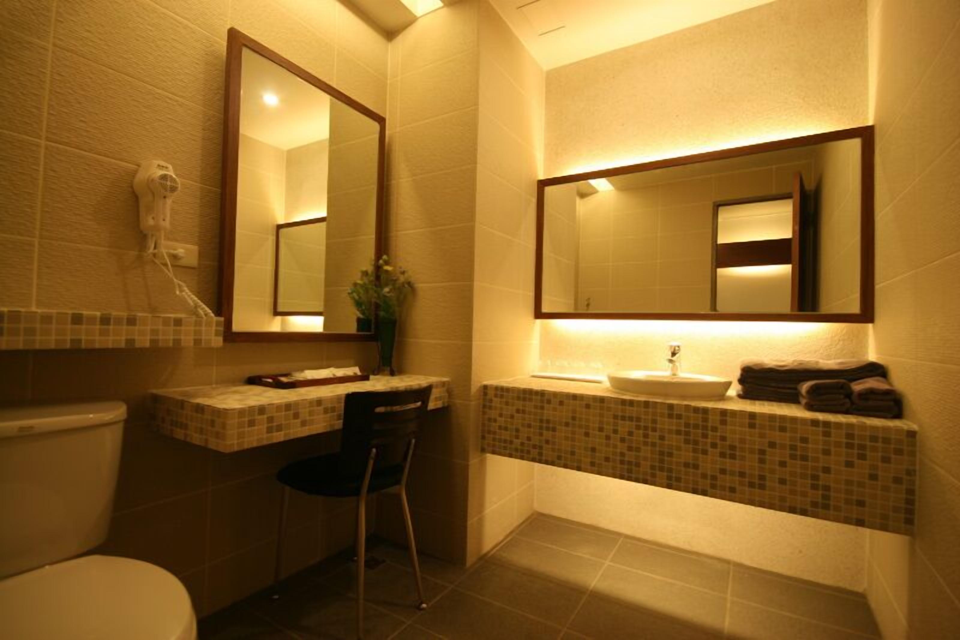 victoria quadruple room | bathroom | separate bathtub and shower, spring water bathtub, free toiletries