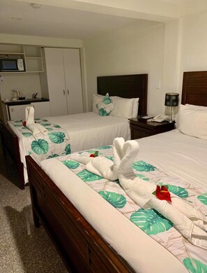 Twin Room | Premium bedding, down comforters, pillowtop beds, minibar - Villa Ishadora (Nuku'alofa)